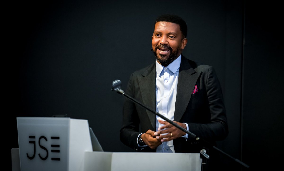 Tumi Sole tweet media