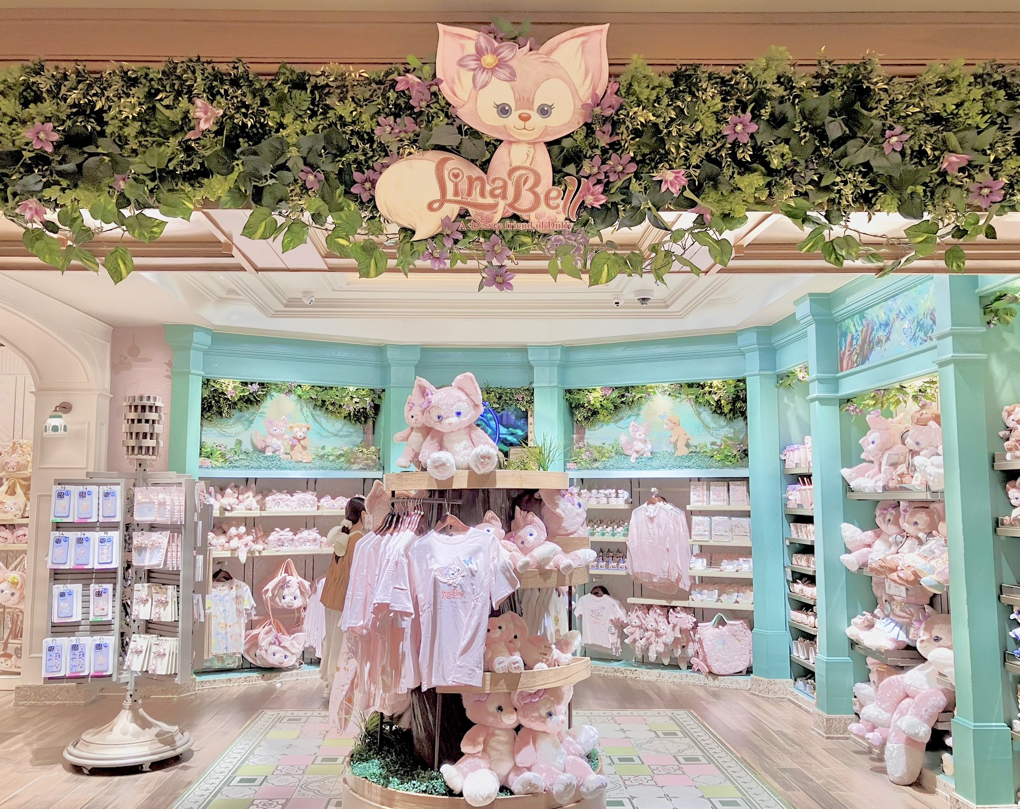 Disney - すぬーさん出品　ディズニー4点セット　コメント欄参照 だん🏰~ディズニー記録~ (@dan_disneyl_) • Instagram photos