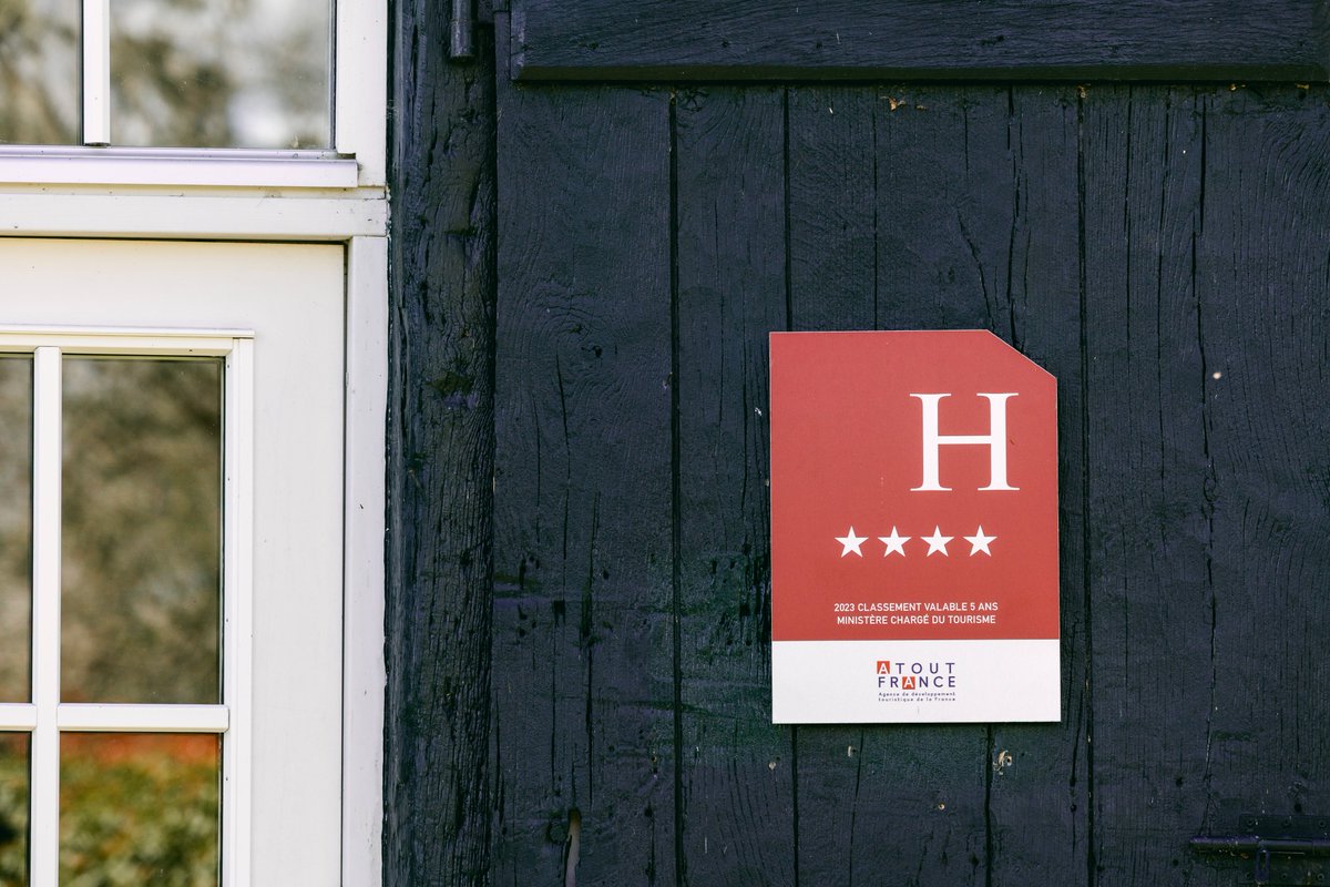 DomainedeBassi's tweet image. 🌿 Le Domaine de Bassilour à Bidart.

🏡 800 m², 10 chambres élégantes, salle de réception, jardins &amp;amp; pétanque.

✨ Un hôtel de charme 4★ au cœur du Pays Basque.

#HotelDeCharme #Bidart #PaysBasque #HotelBidart #SejourAuthentique #TourismePaysBasque #VacancesCharme #Ecolodge