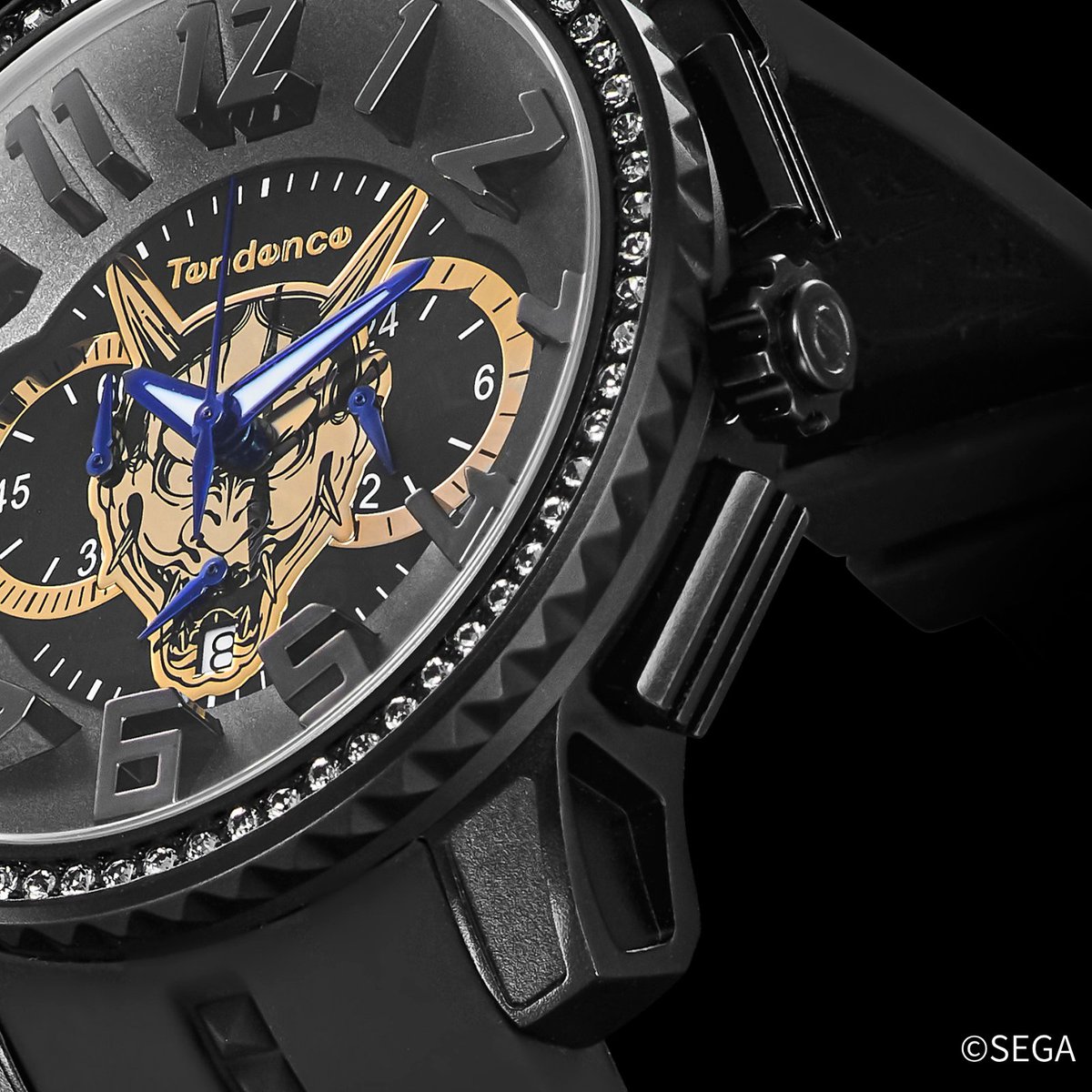 TendenceJapan's tweet image. 『龍が如く』×Tendence 真島吾朗コラボモデル
ベースモデルは「ALUTECH GULLIVER」
その名の通り、アルミニウムを使用した軽量で独特の質感を持ったケースが特徴です。
ブラックカラーを基調に、ベゼルに複数のクリスタルをセットしました。
TY146013
¥73,700(税込)
tendence.jp/pickup/ryu-ga-…