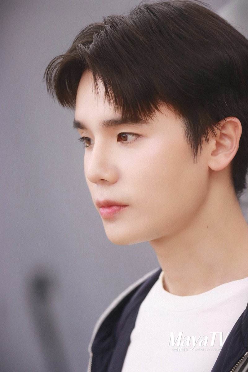 mayaonline2002's tweet image. Snapshot #MAYATVOFFICIAL | พี่หมอจิมมี่ #jimmyyjp จากการโปรโมทซีรีส์ “ทำนายทายทัพ My Magic Prophecy 🔮” #MyMagicProphecy 

Interview📽youtu.be/sUkyCQ9iZLM?si…

JIMMYSEA MMP PRESS TOUR

#จิมมี่ซี #jimmysea #จิมมี่จิตรพล