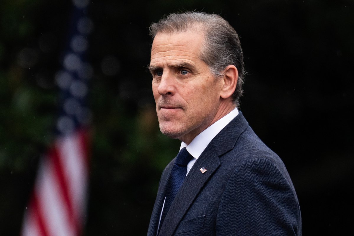 S2FUncensored's tweet image. ⚡️Hunter Biden:
Netanyahu is a monster who threatens the world's Jews. Generation after generation will justifiably persecute Israel because of Gaza.