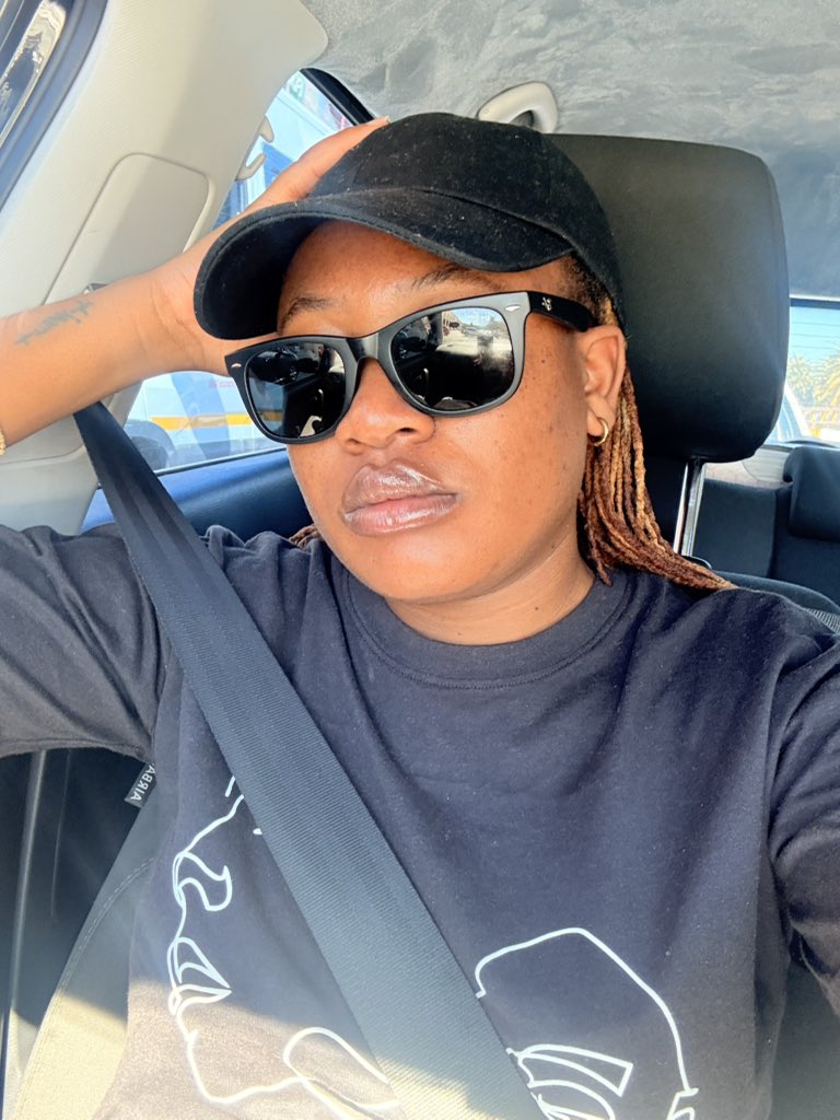 Clean like my bank balance 🥴🤭🥵