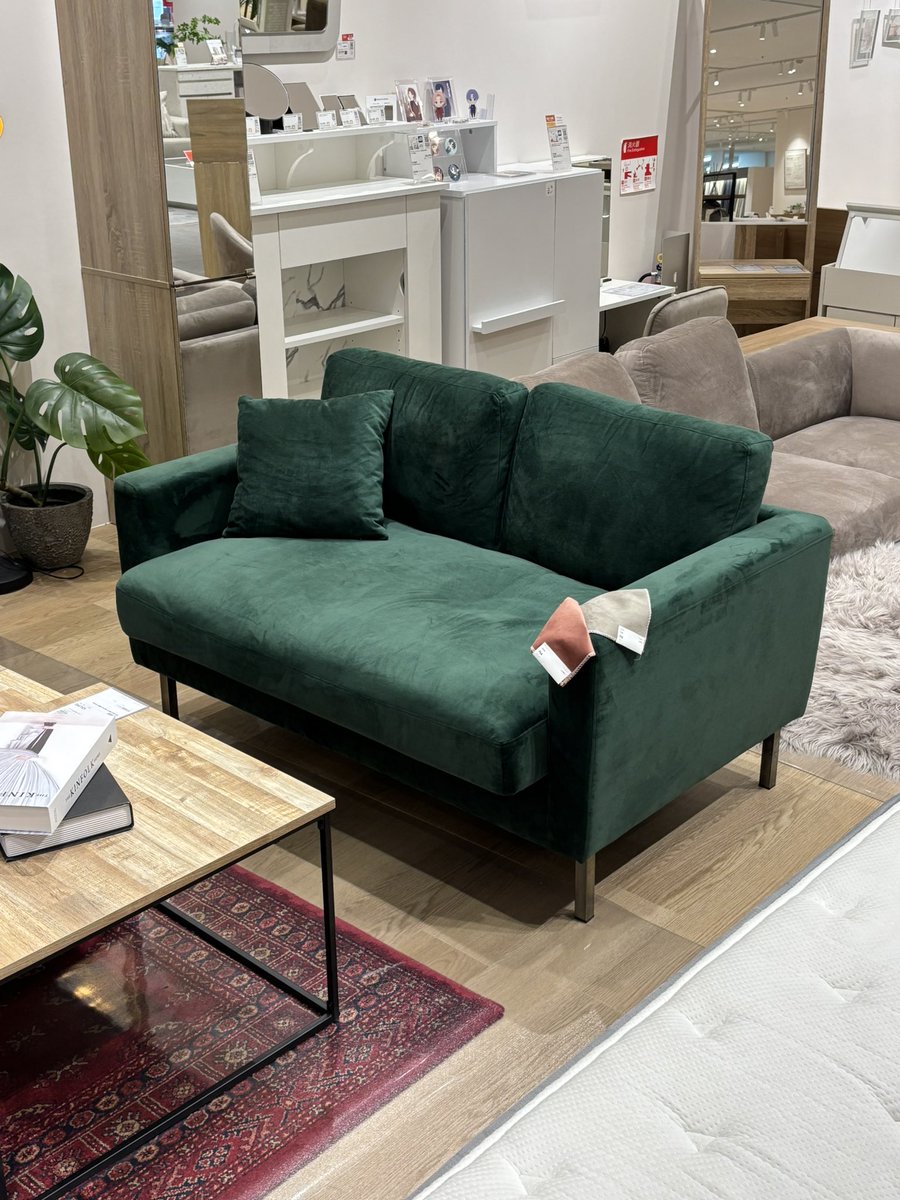 keim_cc's tweet image. LOWYA実店舗！
テンション上がる〜