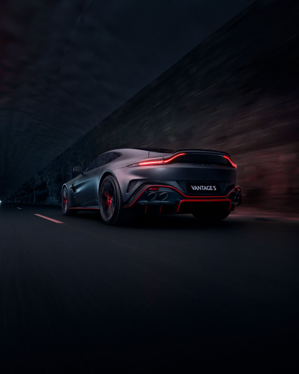 astonmartin's tweet image. A solid-mounted rear subframe provides Vantage S with a 5% increase in torsional body stiffness, delivering improved stability and a heightened connection between car and driver.
Discover: bit.ly/4nss1z8
#AstonMartin #VantageS #THRILLDRIVEN