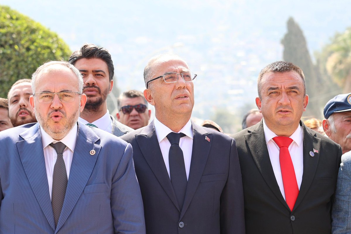 inaciyapar's tweet image. Hatay’ın Anavatana katılışının 86. yıl dönümünde, Hatay Valiliği'nce düzenlenen resmi tören ve Atatürk anıtına çelenk sunma programına katıldık.
Gazi Mustafa Kemal Atatürk başta olmak üzere dönemin Cumhurbaşkanı Tayfur Sökmen ve Hatay’ın Anavatana katılması sürecinde emeği…