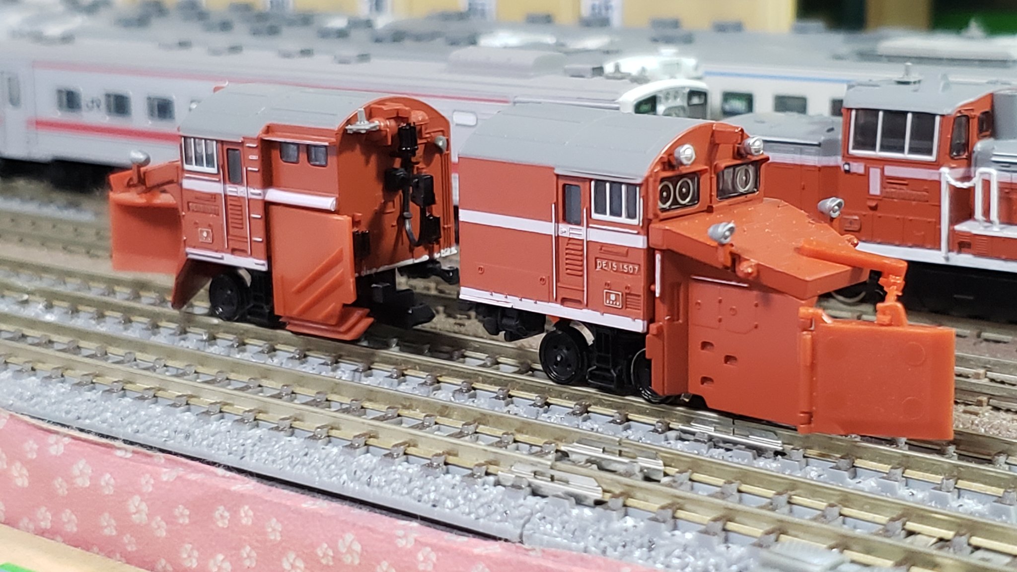 DD16＋DD54＋DE15改 塗替え品　ラッセル車 島 車 輛 on X: 