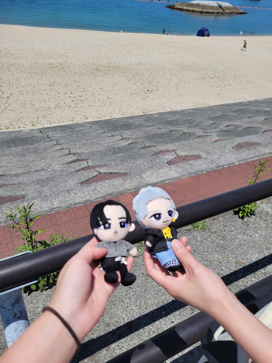 のぞみちゃんと初めまして🧡🖤🤍
初めましてな感じせんかった、
楽しかった♥️プレゼントもありがとう！！
また遊ぼね🫶🏻💗