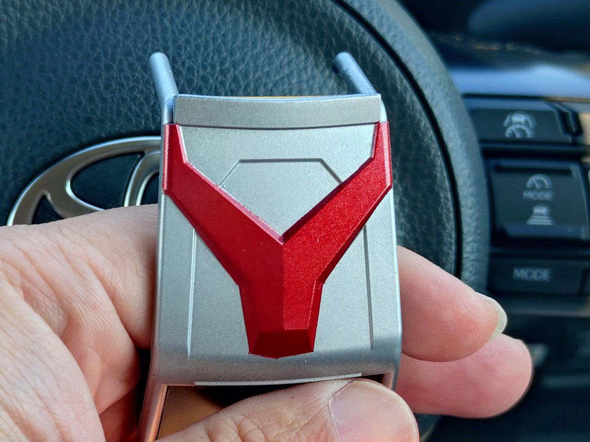 akira_qn's tweet image. 銀赤のウルトラマン感…。