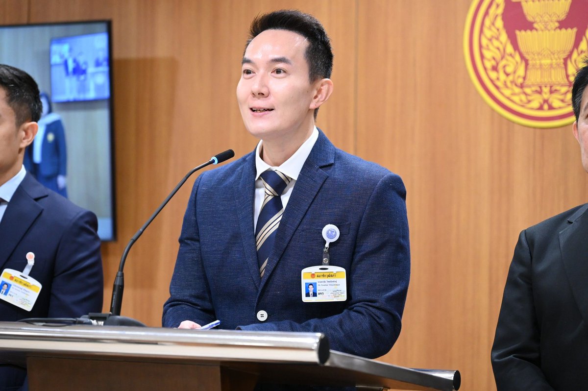 SenateThailand's tweet image. กมธ.การพัฒนาการเมืองฯ วุฒิสภา เสนอ 3 หลักปรับปรุงร่าง พ.ร.บ.นิรโทษกรรม เรียกร้องความครอบคลุม-เป็นธรรม-รวดเร็ว หลีกเลี่ยงความยุติธรรมที่ล่าช้า

facebook.com/share/p/1FyrHg…

#วุฒิสภา
#สว
#พ.ร.บ.นิรโทษกรรม