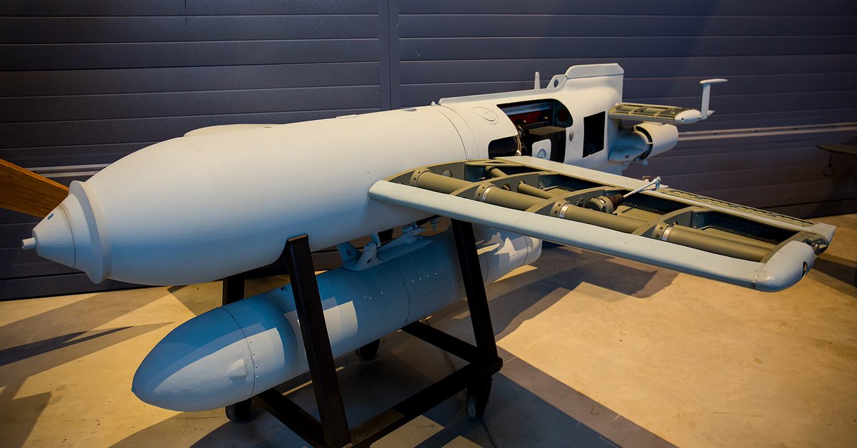TheatrumBelli's tweet image. Des munitions guidées pour la Luftwaffe.
Avec la mise en service des premières bombes planantes air-sol, les bombardiers du KG-100 ouvrent une ère nouvelle de la guerre aérienne.
theatrum-belli.com/des-munitions-…