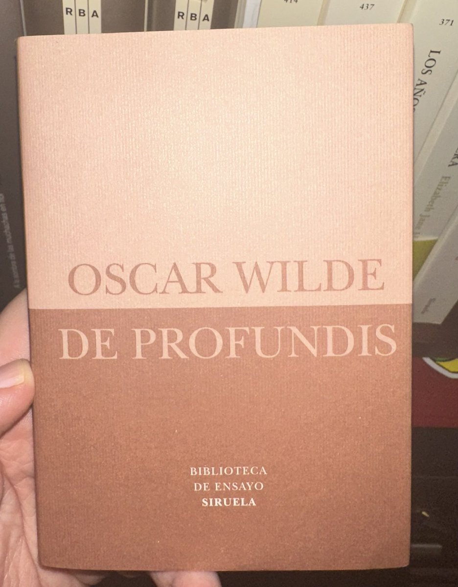 julioBG32's tweet image. “El momento más sublime del hombre es, no me cabe duda, cuando se arrodilla en el polvo, se da golpes de pecho y confiesa todos los pecados de su vida”.