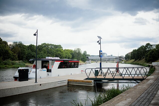 Cat_rango's tweet image. FREE CATAMARAN RIDES in Vilnius🇱🇹🎉To celebrate Vilnius's 702nd birthday, test out the NEW passenger river catamarans FREE on July 25th from 3-10 PM!🚢 Route:Karaliaus Mindaugo to Verslo trikampis(5 stops, easy transfers)Enjoy festivities near key stops🎊#Lithuania #Free #Travel
