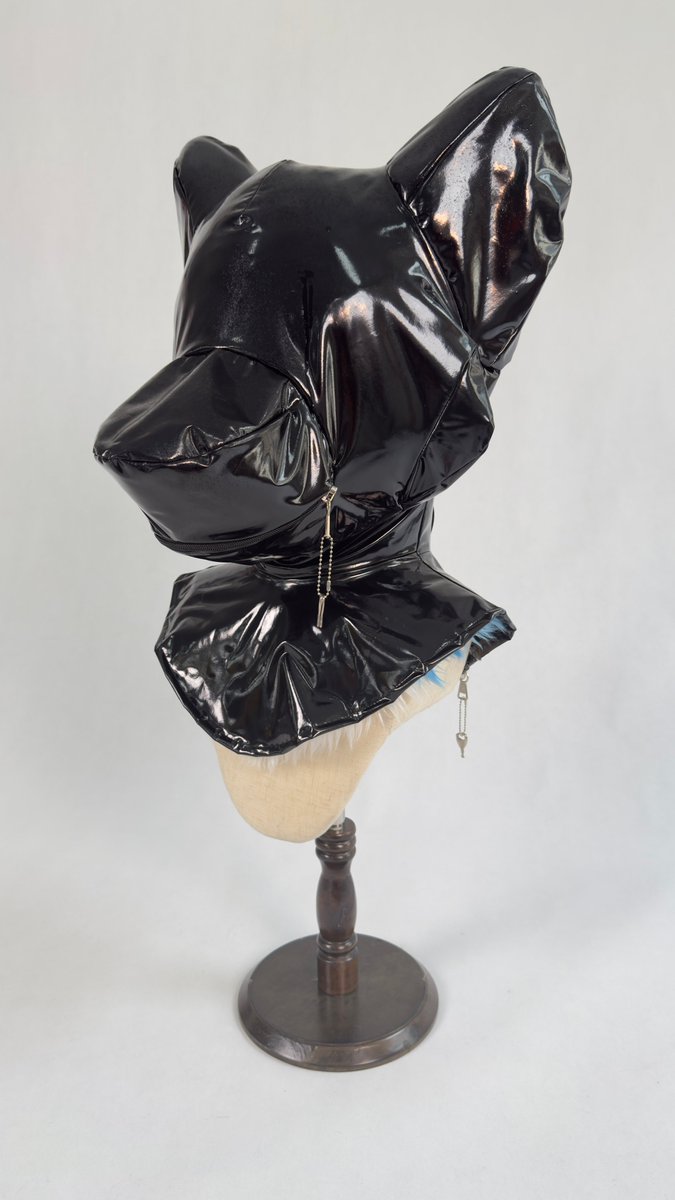 Pocky→commission→Open tweet media