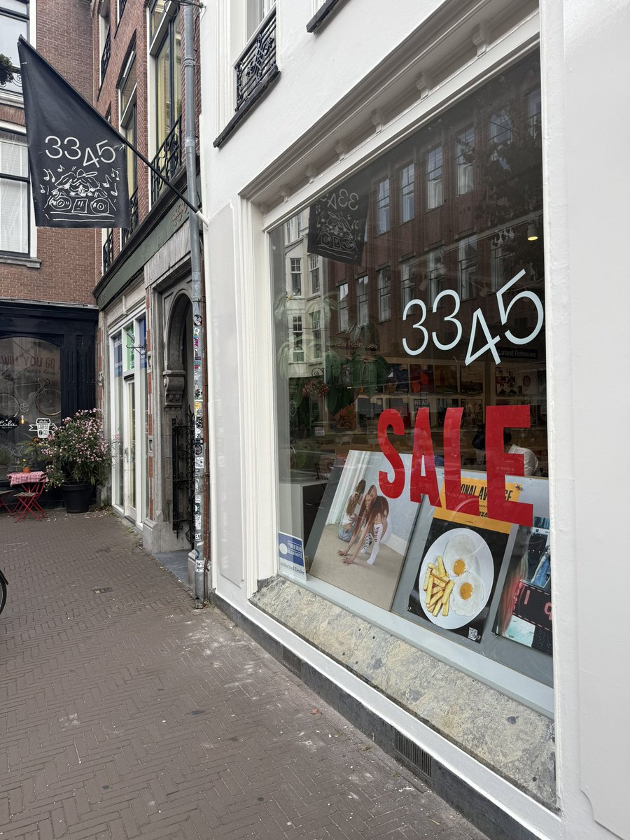 SkrticX's tweet image. 3345. Noordeinde 87G, 2514 GD Den Haag.