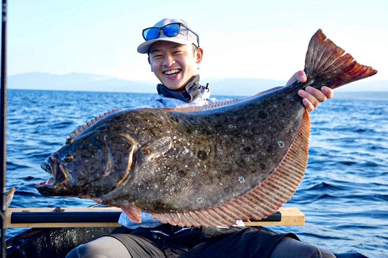 【コラム公開 / 辻希竜】
■朝マズメ一撃大座布団
jackall.co.jp/saltwater/offs…
夢の10㎏、ブリやヒラメを狙いたいアングラーや、大型ヒラメを底から掛るときにロッドパワーでかつ手返し良く魚を寄せたいときにも活躍するロッド。

今回は、そんな”オススメのロッド”をご紹介いたします！