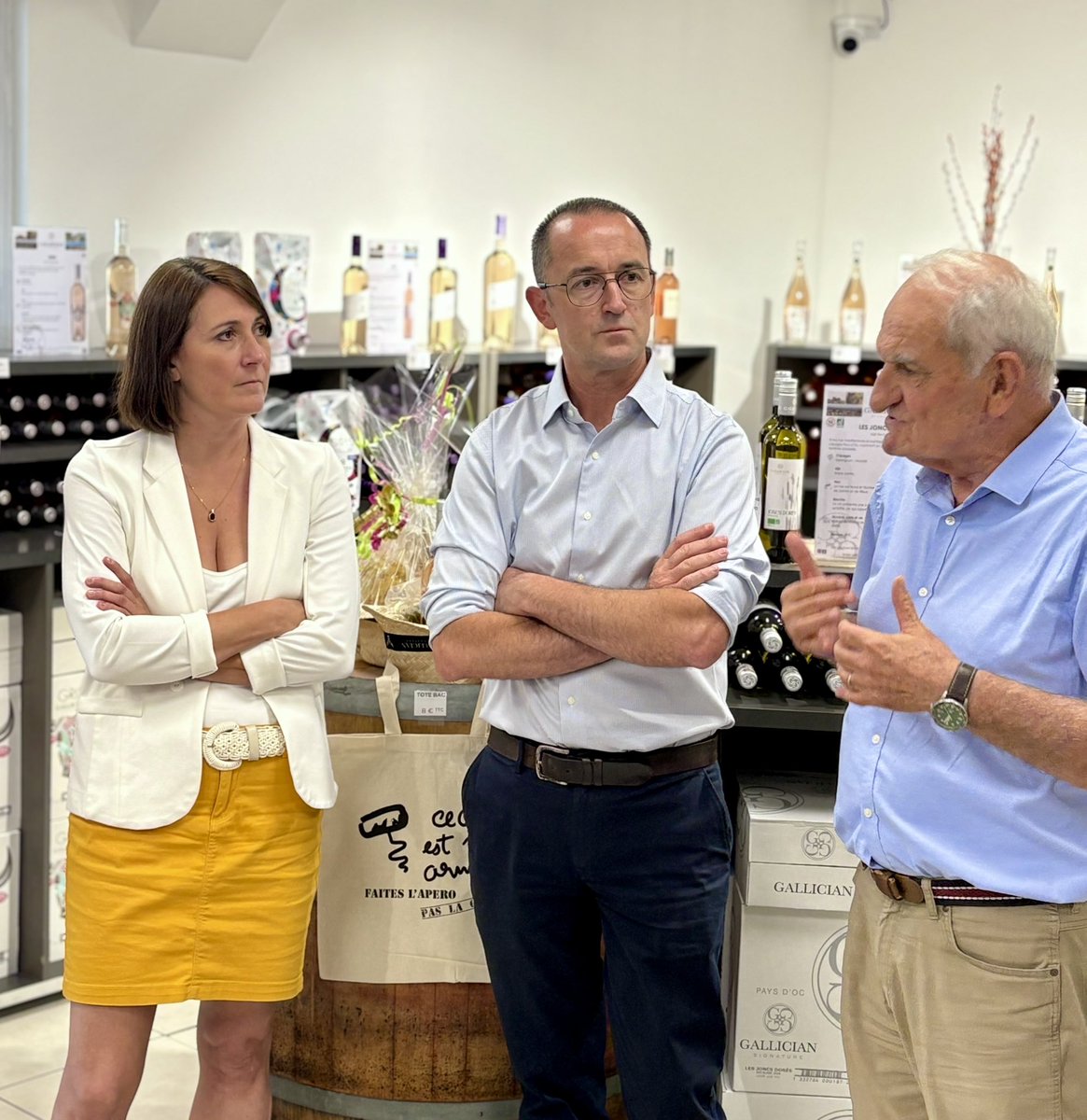 Alors que le secteur viticole traverse une crise majeure, les annonces de la Commission 🇪🇺 concernant la future #PAC sont inquiétantes.

👉 J’ai rencontré hier les #viticulteurs du #Gard. Je porterai leur voix à Bruxelles, pour défendre leurs intérêts et notre #agriculture !