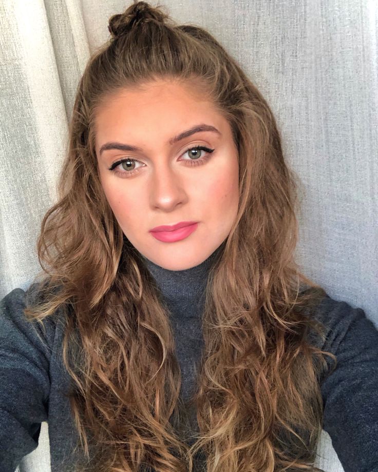 justfredimelda's tweet image. Let’s have a #ShamelessSelfpromoWednesday for the #WritingCommunity.
Drop #Links to your #Books, #Blogs, #Art, #URL’s, #Poetry, #YouTube, #Podcasts, and #Music
Let’s support each other 🥰
#writing #amwriting #readingcommunity
#author #writer #writerscommunity #wednesdayvibes