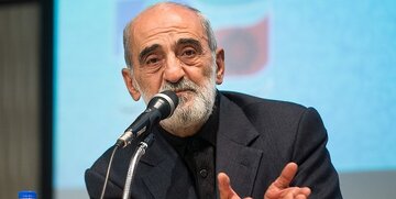naderalizadeh3's tweet image. آقای #شریعتمداری شما که همیشه ساز مخالف میزنید اما دیروز بعد از مصاحبه آقای #عراقچی با فاکس نیوز #اسراییل آقای #عراقچی را مورد تمسخر قرار داد اما شما و همفکران شما به جای اینکه از آقای #عراقچی حمایت کنید متاسفانه ایشان را به باد انتقاد گرفتید چه در روزنامه #کیهان چه در فضای مجازی