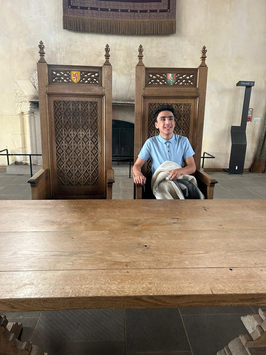 CWDFalkirk's tweet image. Stirling Castle 🏰 What a day! Exploring Stirling and what it has to offer☀️🏝 #stirlingcastle #interactivetech #history