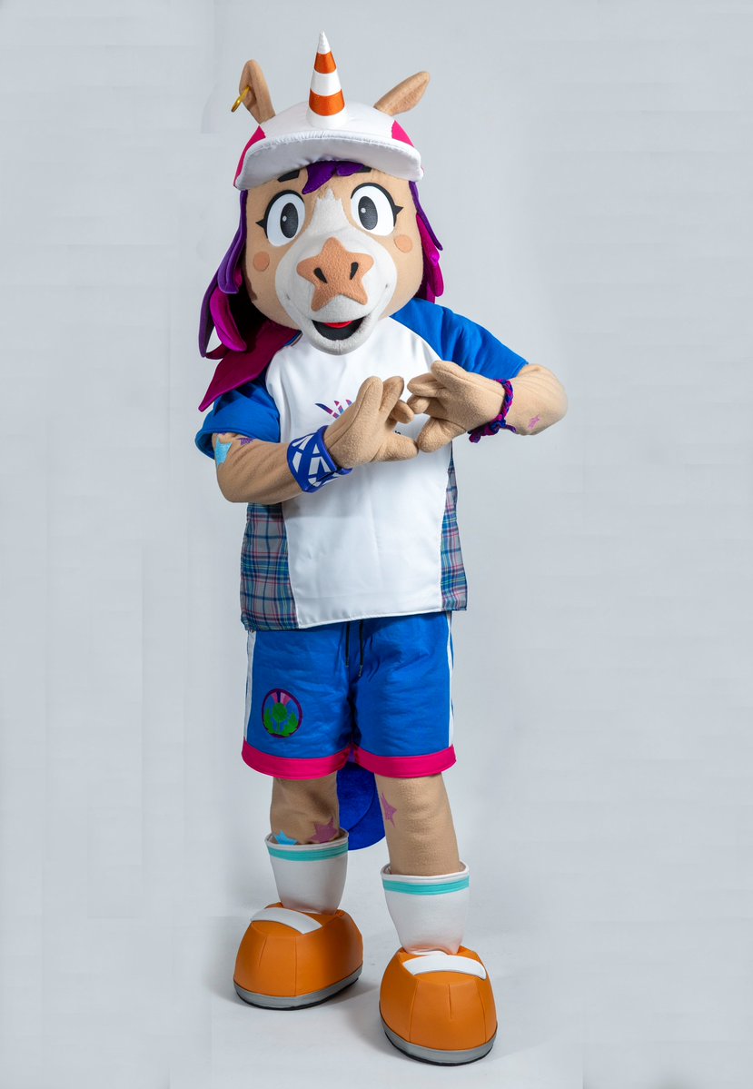 HannahMargBrown's tweet image. The First Minister braced for important meeting today with mythical mascot creature named 'Finnie'.
We wait with bated breath to discover whether or not mascot and FM relations prove strong.
heraldscotland.com/news/25334175.…