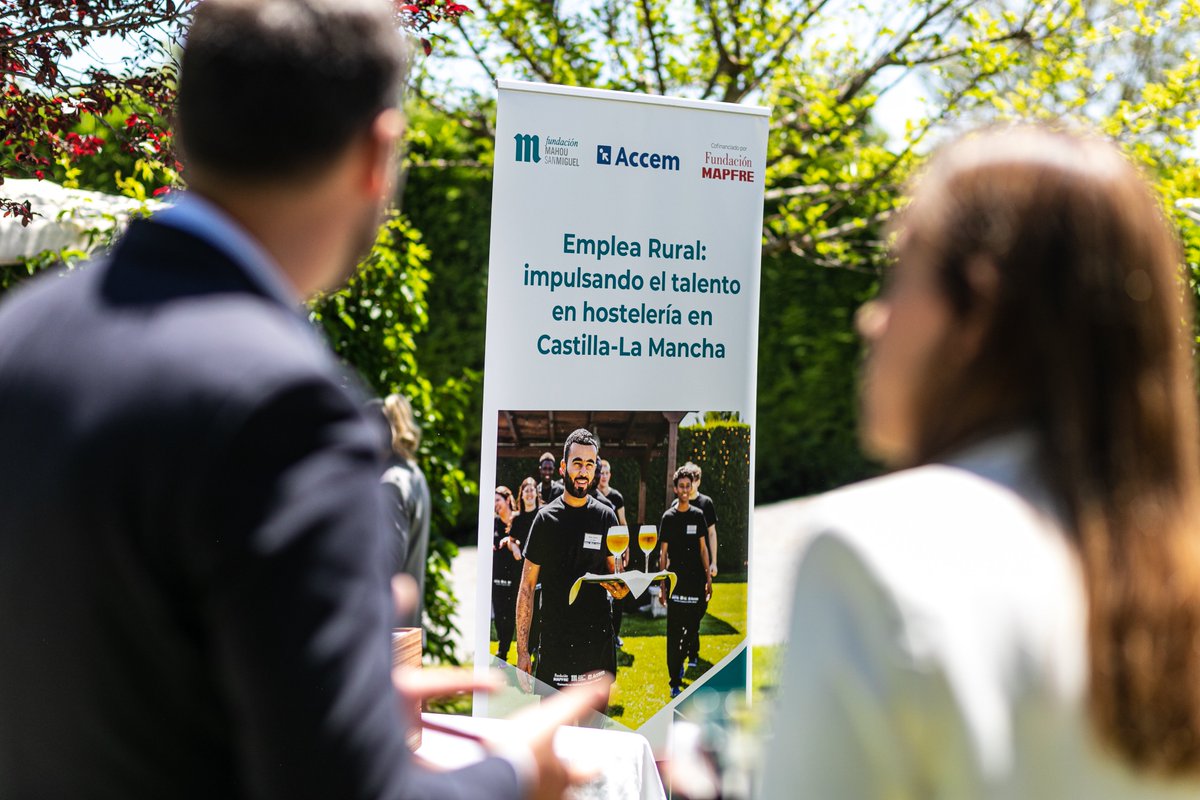 ¿Puede el talento joven transformar también la #EspañaRural? 

Desde📍Castilla-La Mancha y Castilla y León, los jóvenes demuestran que el futuro de la #hostelería también se cultiva más allá de las grandes ciudades, apostando por quedarse, crecer y transformar su entorno gracias