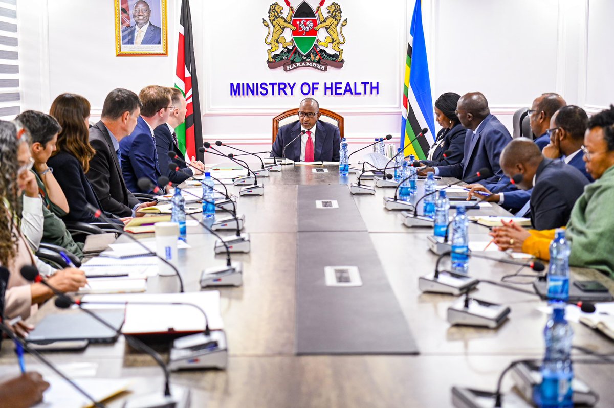 HonAdenDuale's tweet image. Hosted a high-level UK parliamentary delegation led by Hon. Michael Payne at Afya House to explore strategic partnerships in advancing Kenya's Universal Health Coverage (UHC) under our transformative health agenda.
I highlighted the critical role of Global Fund support in…