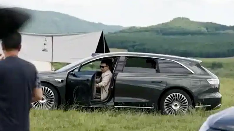 TychodeFeijter's tweet image. Stelato S9T station wagon - new photos
Stelato is a brand under HIMA, itself a subsidiary of Huawei. The Stelato S9T is a new station wagon, based on the Stelato S9 sedan, which launched in 2024.
The S9T is a very beautiful wagon with classic-luxury looks. It packs a lot of…