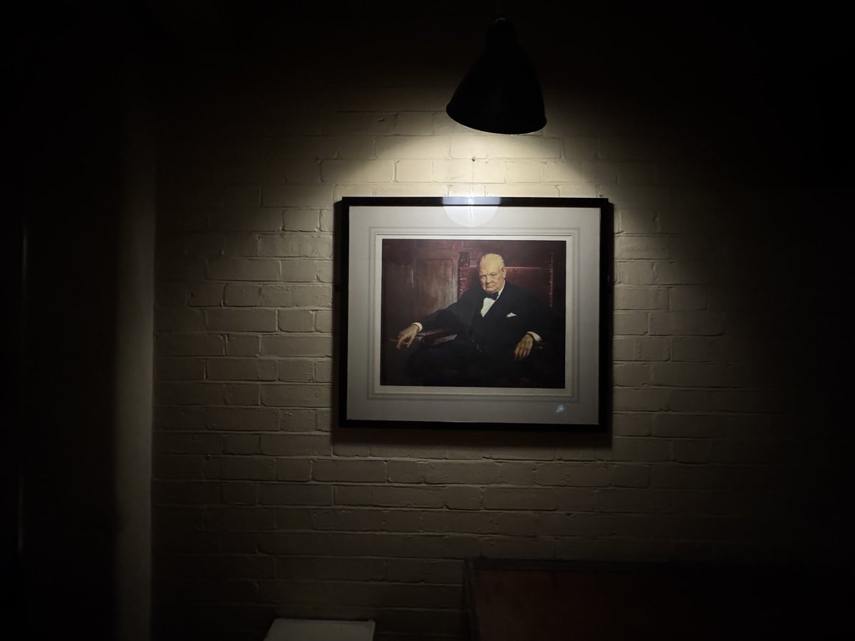 fascismsuckz's tweet image. Yesterday, I visited the Churchill War Rooms underneath London. From here, a great man defended against - then helped defeat fascist Nazi scum.
Britain came razor close to defeat during some very dark days. 🧵