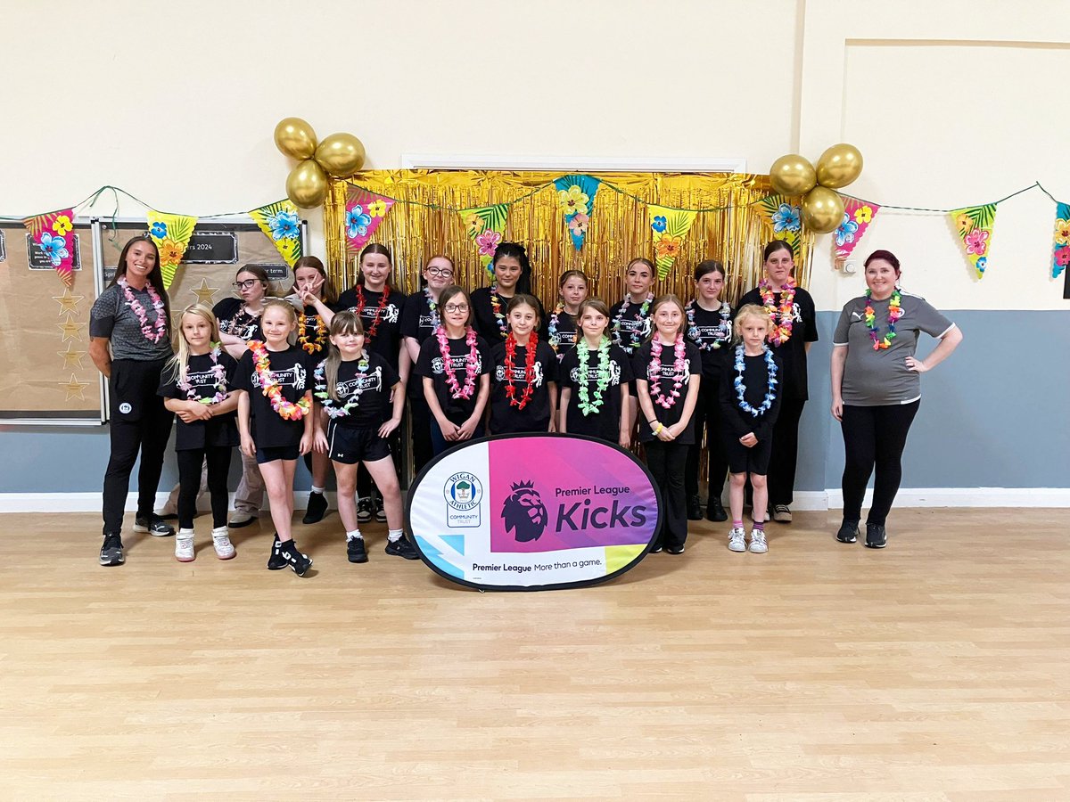 LaticsCommunity's tweet image. Last week, the Premier League Kicks dance group performed their end-of-year festival 💃

Congratulations to all the girls for their hard work and for putting on a fantastic show! 🎉

The sessions will return in the first week of September, to find out more please email…