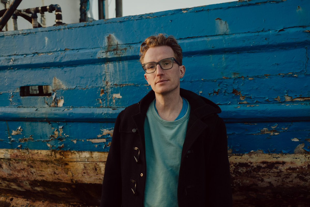 RTERadio1's tweet image. Tonight’s Caravan Radio with @OisinLeechMusic features a special phone in message from Andy Irvine, there’s music from Etta James, Joe Strummer, The Blue Nile, Amalia Rodrigues, Nóirin Ní Riain and much much more. 🎶
Tune in tonight at 10pm on Radio 1. 📻
