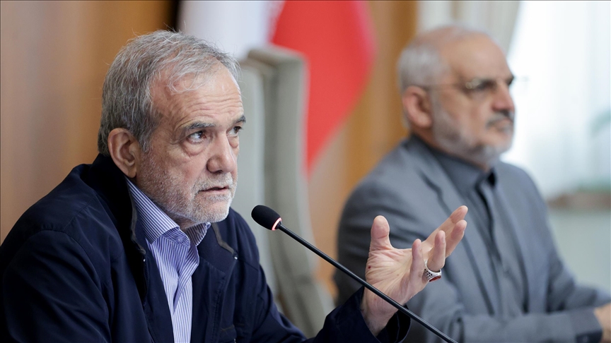 TehranTimes79's tweet image. President @drpezeshkian: Tehran ready for any Israeli military aggression; our forces ready to strike deep inside Israel.
Iran has never surrendered, will never do so in the future either.
We do not want war, but will defend ourselves forcefully.
