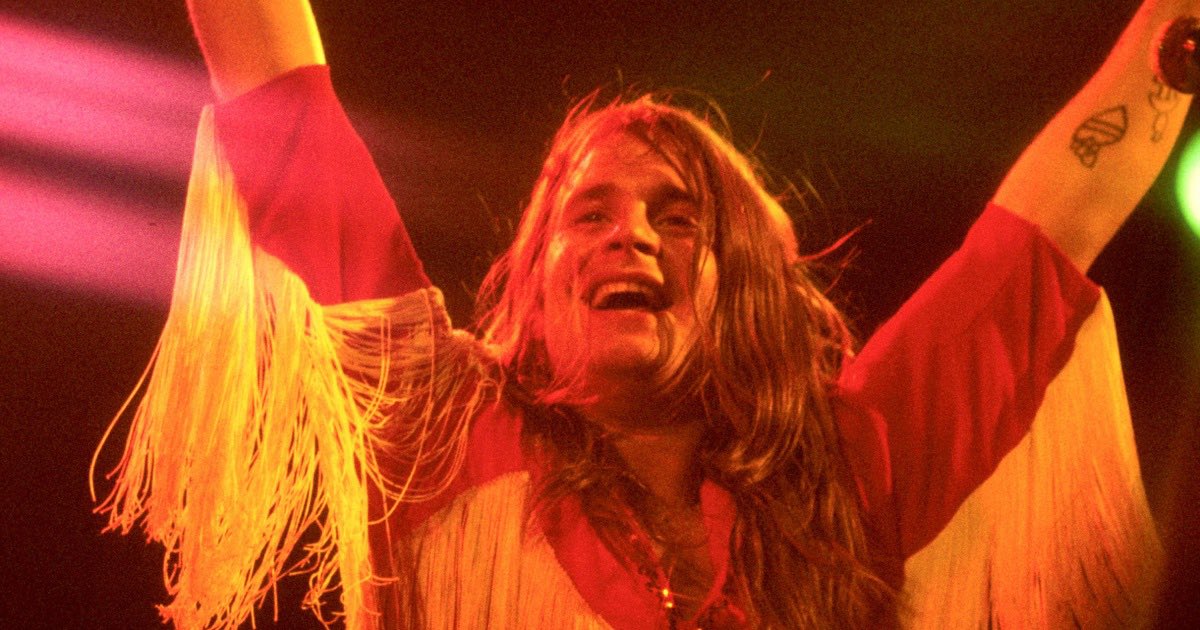 Devadas's tweet photo. RIP Ozzy 🤘🤘 https://t.co/jQvJAnpBh2