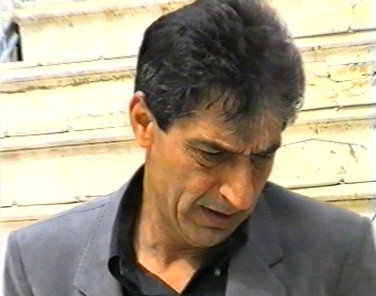 themiskossiori's tweet image. "Ποτέ μου δεν κατάλαβα, γιατί τις προσφωνήσεις Λογιότατε, Εντιμότατε, Σεβασμιότατε, Εξοχότατε, αφήνω εκείνο το δύσοσμο Μεγαλειότατε, δεν τις απηύθυνε ποτέ του κάποιος στο γεωργό, στο βοσκό, στο θαλασσινό, στο χτίστη.
Και η απορία αυτή έγινε βαθύ σκοτάδι για μένα, όταν διάβασα…
