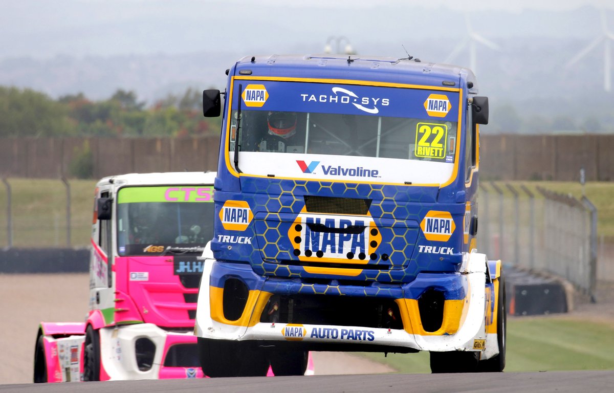 DoningtonParkUK's tweet image. Like truck racing? 🚛🏁
Then Convoy in the Park is the event for you, with nine thrilling truck races scheduled, including action from the British Truck Racing Championship and the International Truck Prix 🤩
Discounted tickets are available now 🎟
🔗: donington-park.net/2025/august/co…