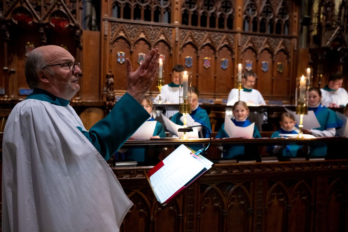 _cathedralmusic's tweet image. Today's BBC Radio 3 broadcast of Choral Evensong comes from not one but THREE choirs! Recorded during the Southern Cathedrals Festival at Salisbury Cathedral, hear the choirs of @salcathchoir, @chicathedral, and @winchestercathedral sing Imogen Holst, Leighton, Jackson, Harris,…