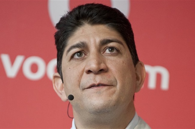 BuzinessX's tweet image. R40BN REVENUE FOR VODACOM
Vodacom reported a strong start to the year, with group revenue rising 10.6% to R40-billion for the quarter ending June.
The company saw service revenue grow by 13.8%, boosted by strong contract sales in South Africa and a massive 43.8% surge in…