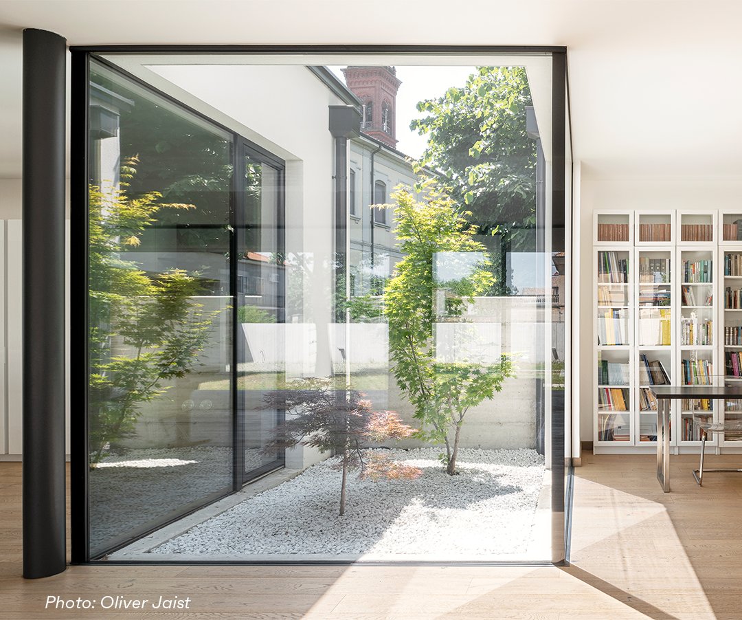 Modern renovation or heritage home? No matter... with SlimLine 38 aluminium and doors, achieve a wide variety of aesthetics with top-tier performance 💪

Discover the full SL 38 range here: brnw.ch/21wUm5A