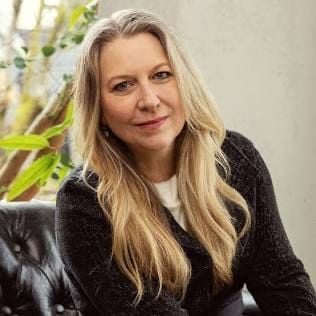 witzshared's tweet image. #WednesdayMotivation #Wednesdayvibe “Don't surrender all your joy for an idea you used to have about yourself that isn't true anymore.” — Cheryl Strayed
