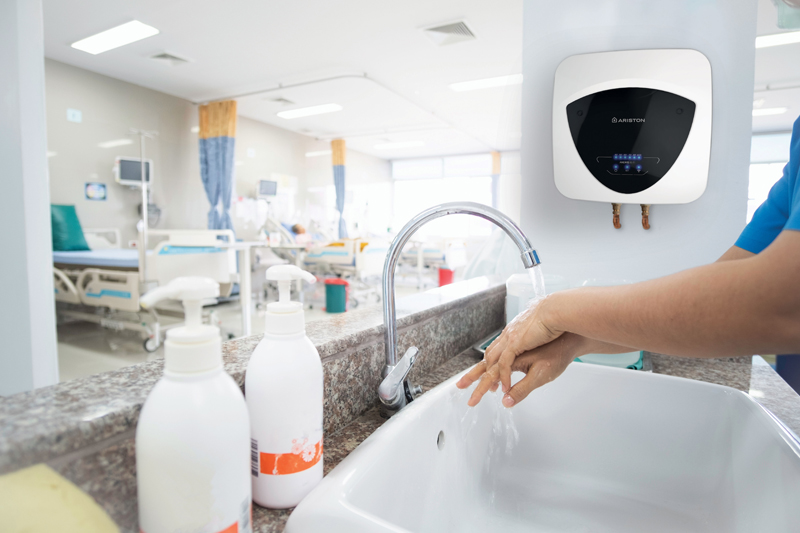 Ariston Introduces the Andris Elite Wifi electric storage water heater

Find out more here - bit.ly/4lA2Edr

@aristonUK #electricstoragewaterheater #andriselitewifi #heatingsolution