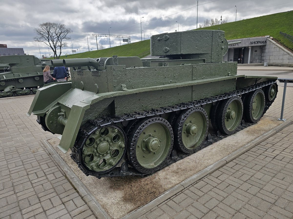 YPasholok's tweet photo. BT-5, Kirovsk, Leningrad region.
https://t.co/WzOAsFpPgo
#bt5
#echoofwar https://t.co/uoVFCDGFxu