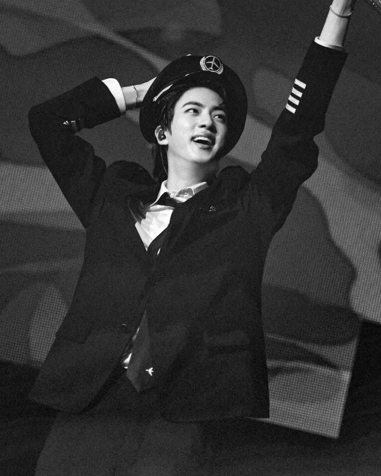 Jin Tour 🩵ྀི🩷ྀི💛ྀི˖ on X: 
