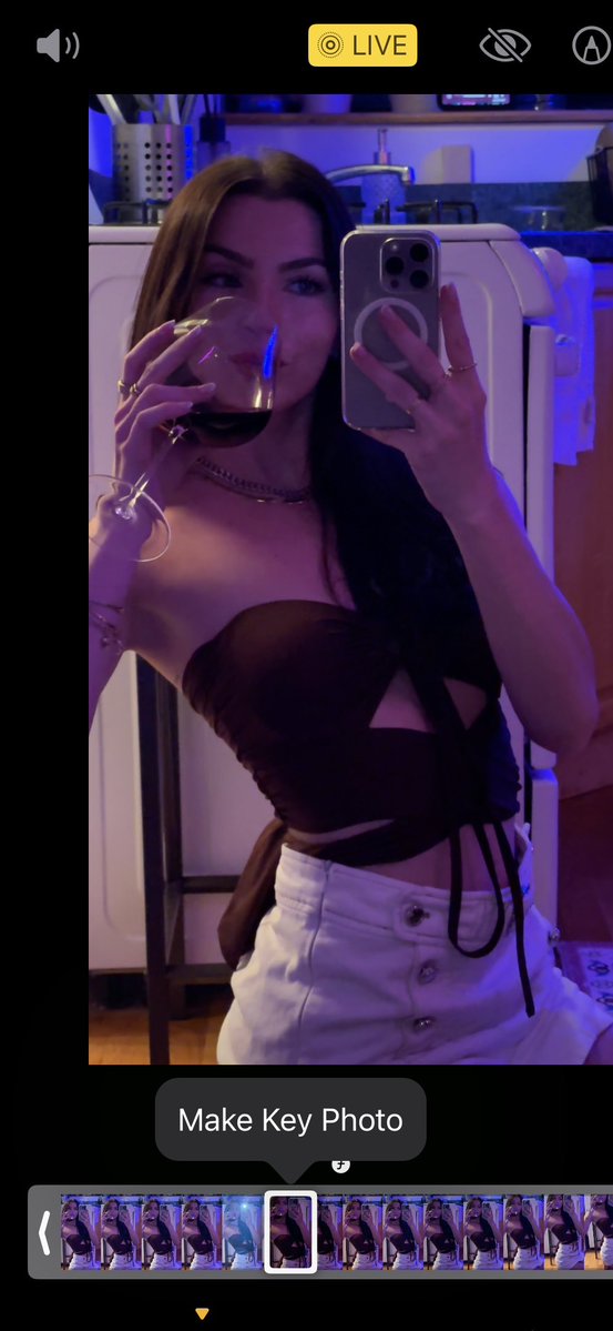 baja_my_blast's tweet image. Camera roll pov drinking red wine at that one house you said you wouldn’t go back to