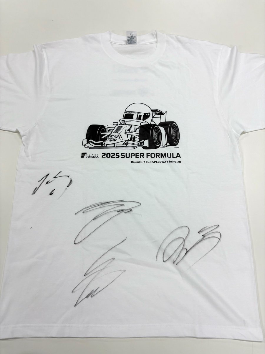 fswpress's tweet image. ／
　#SFormula Rd.6,7🏁
　TOP3選手のサイン入りTシャツを3名様に🎁🌟
＼
7月19日～20日に開催されたSUPER FORMULA Rd.6&amp;amp;7で表彰台を獲得した選手たちのサイン入りTシャツを3名様にプレゼント👏

【サインをしてくれた選手】
・岩佐歩夢選手 @ayumuiwasa_cars
・太田格之進選手 @kakunoshin_ohta…