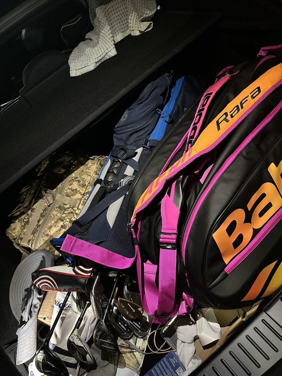 ryjlocal's tweet image. California every day carry:
1. Golf clubs
2. Tennis Bag
3. Ruck Pack
Always be ready.