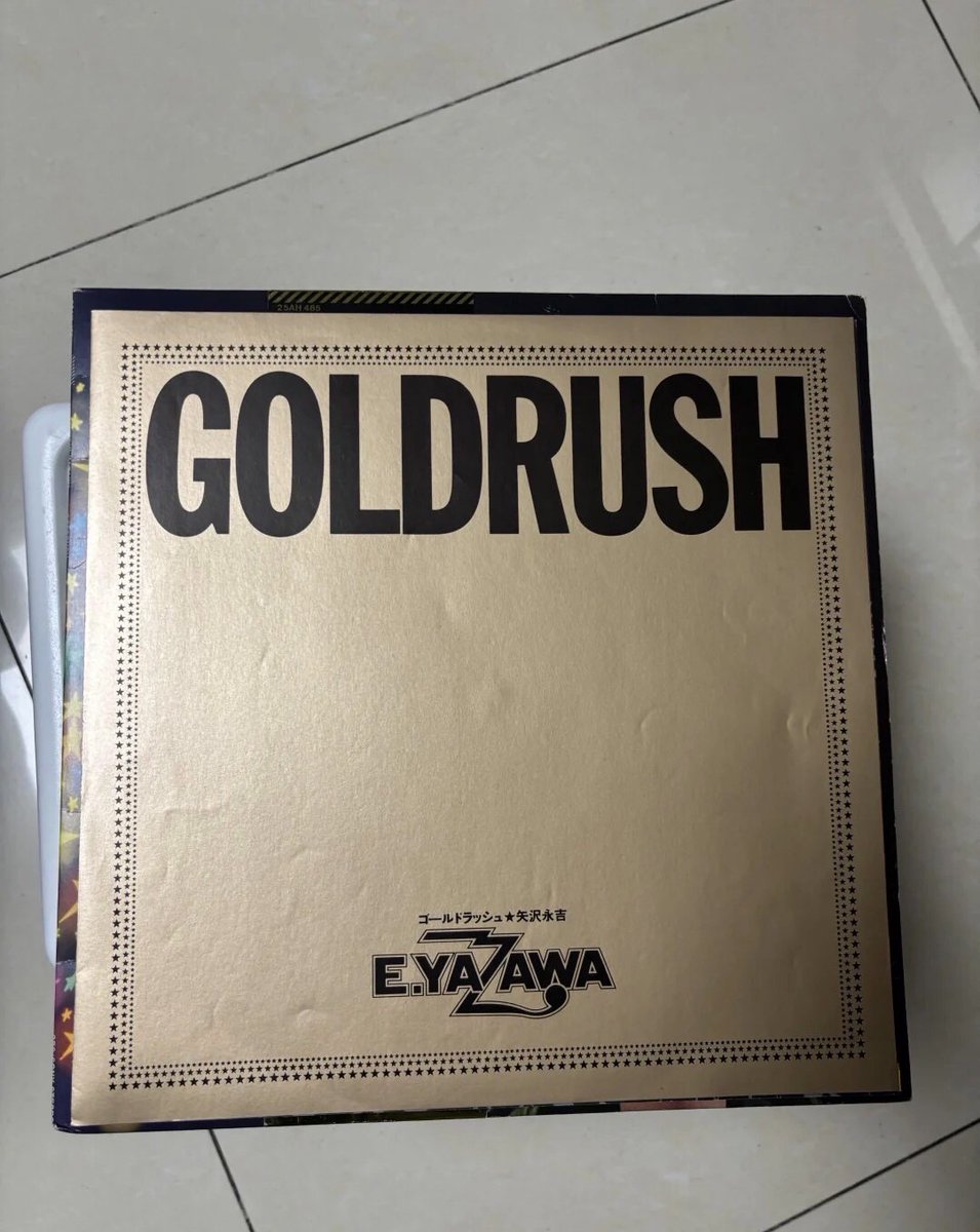 これ、何だと思いますか？😊
「ゴールドラッシュ」✨
とても懐かしい気持ちが湧き上がる一品です💛🎶
永ちゃんのファンの方なら、すぐにわかりますよね？✨
#矢沢永吉 #ゴールドラッシュ #永ちゃん #音楽の思い出 #懐かしのアルバム #音楽好きと繋がりたい 🎤💫