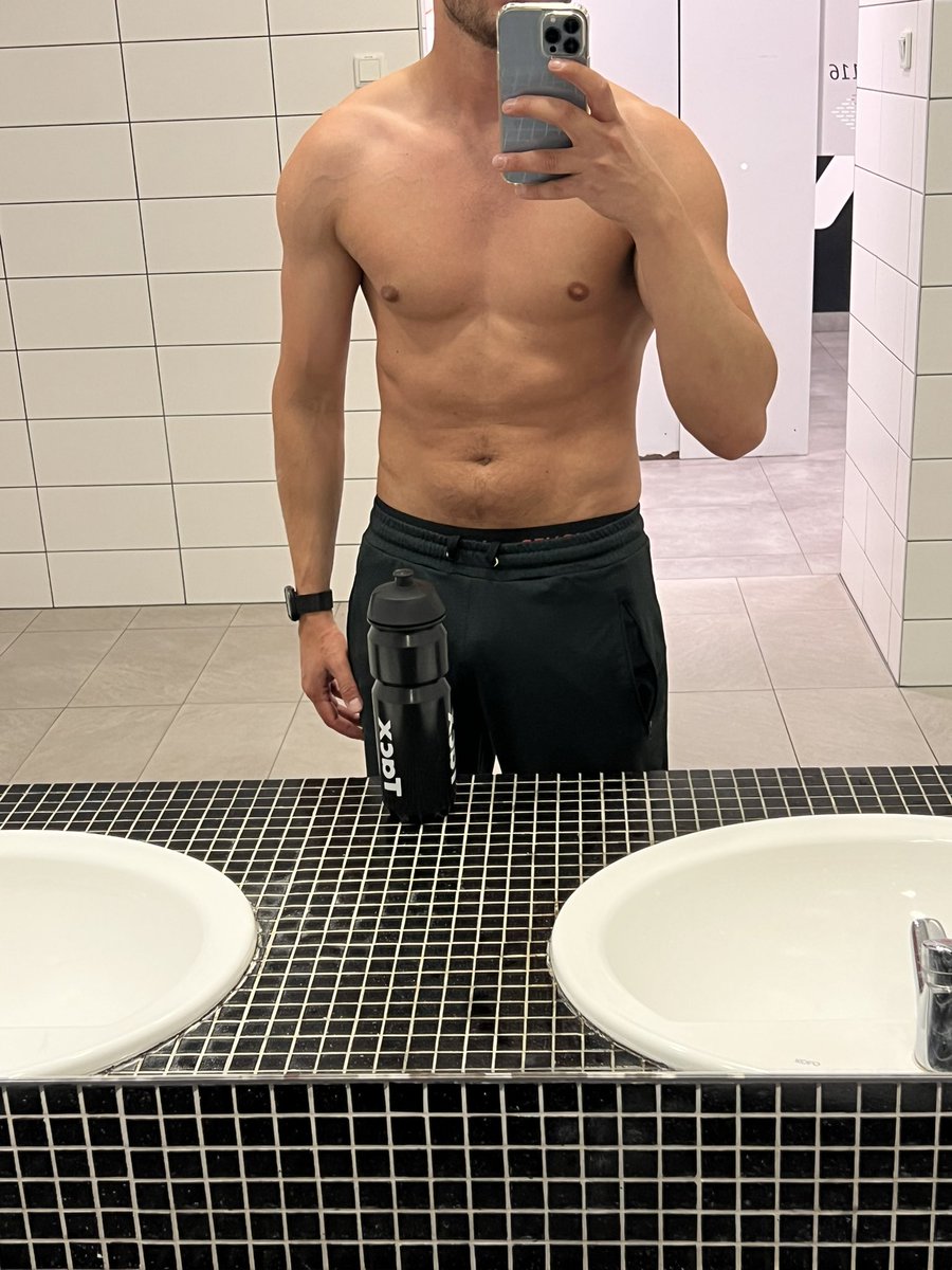 FitMaster4Slave's tweet photo. @DesignsFrancis 😈😈😈😈😈😈 https://t.co/8r6MnOnsBw