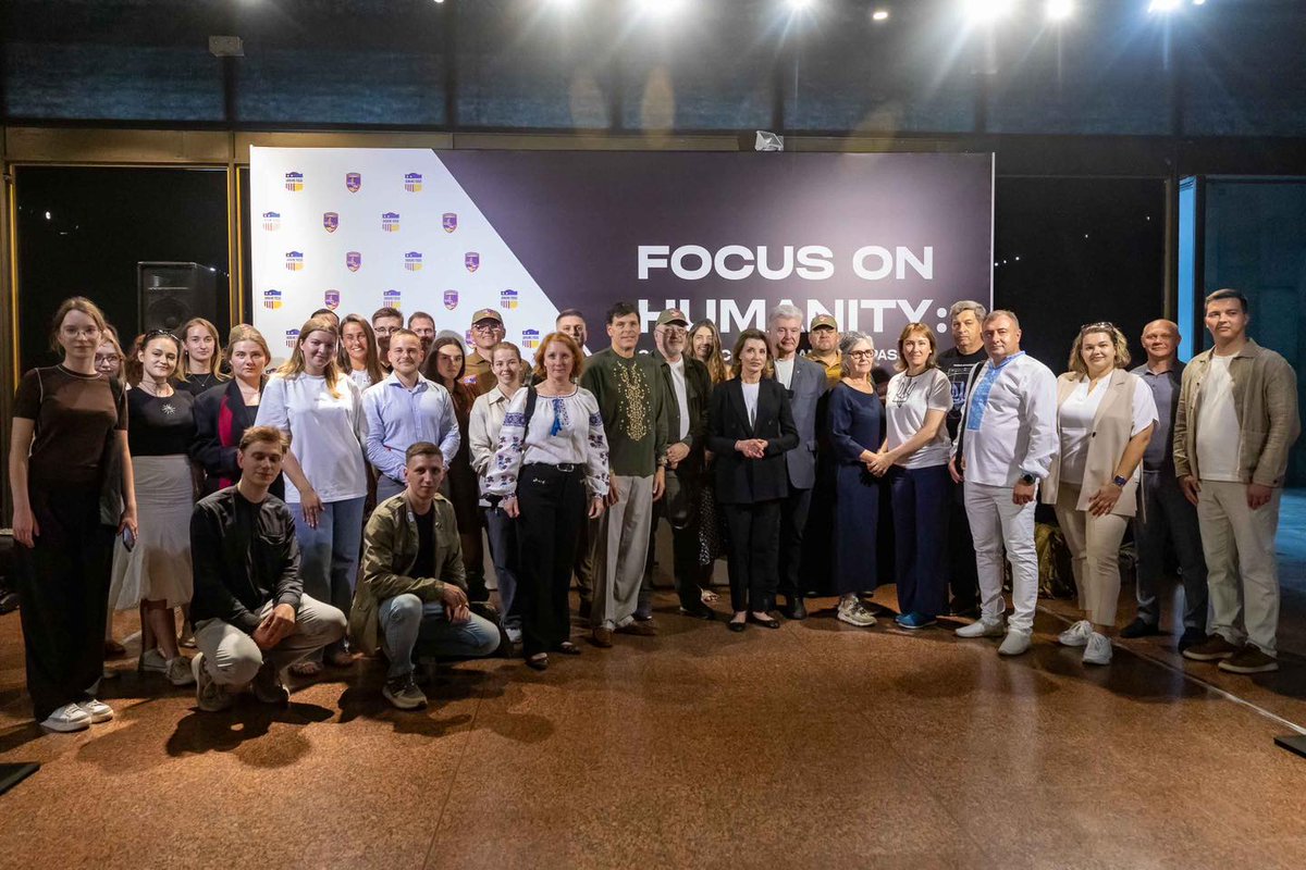 📸 “Humanity in Focus: Convoys, Courage and Compassion” — officially opened in Kyiv 🇺🇦
Through the lens of <a href="/ChantalMistral/">Chantal Mistral</a>, the exhibition captures 3 years of <a href="/UkraineFocus/">Ukraine Focus</a> missions: 400+ ambulances, thousands of miles, and hundreds of lives touched. #UkraineFocus