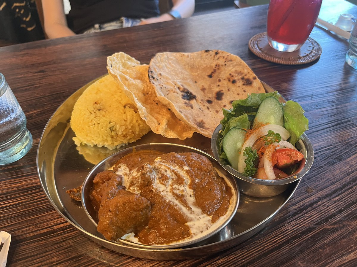 smilygallery's tweet image. テレ東、世界の秘境で大発見!にも出演し
🇮🇳バンガロールで日本食堂を営む凄い人!
後藤理恵さんが先日、沼津市戸田の
ディジュリドゥのアトリエに
遊びに来てくれました!!…