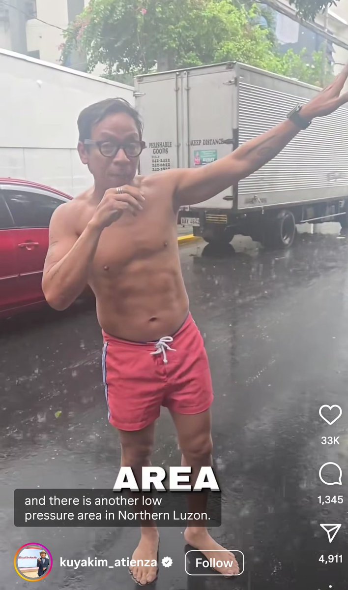 Fulmonya's tweet image. Watching the Philippine weather report.
The weather report:
Kuya kim akala ko weather weather lang, bakit may pa bod check ✅
😭